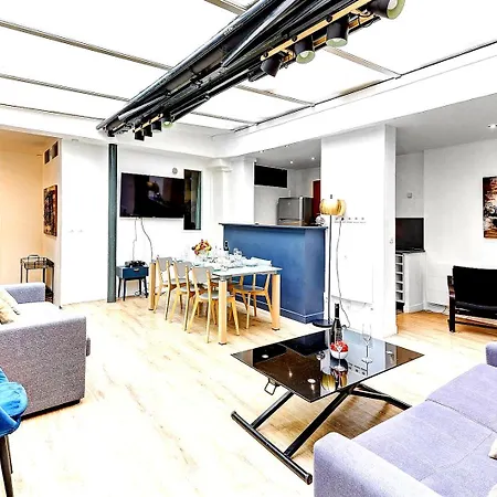 Bluestay 157 - Superb Appartement Parijs