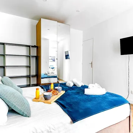 Bluestay 157 - Superb * Parijs
